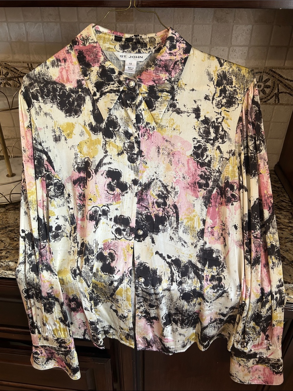 St. John Black, Pink & Cream Abstract Floral Button-Down Shirt